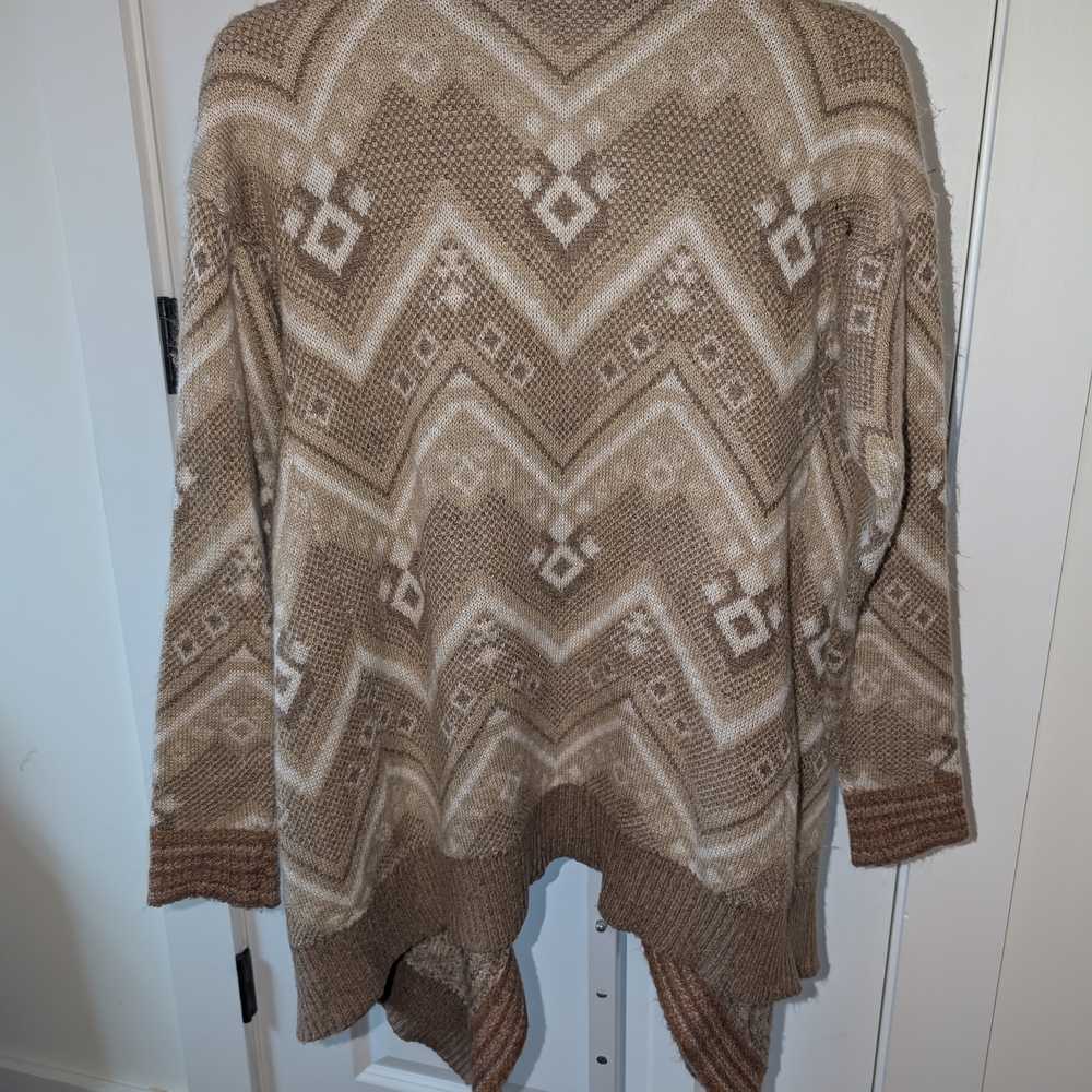 Pink Rose Brown and Tan Chevron Cardigan